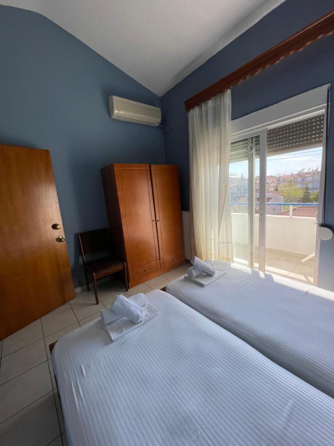 Artemis Hotel Apartments Keramotí Exterior foto